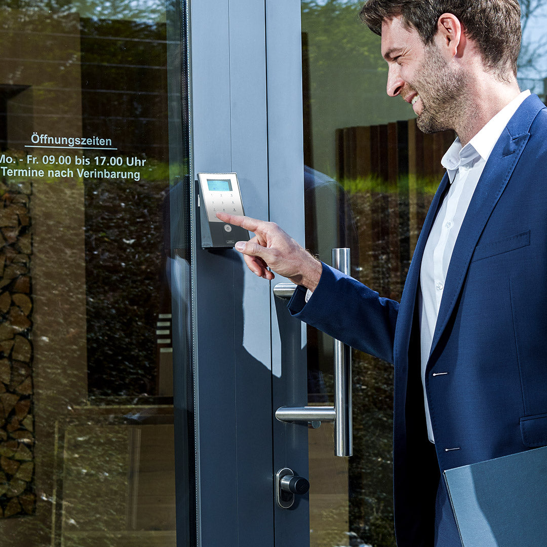 Elektronisches Türschloss Schließsystem im Business