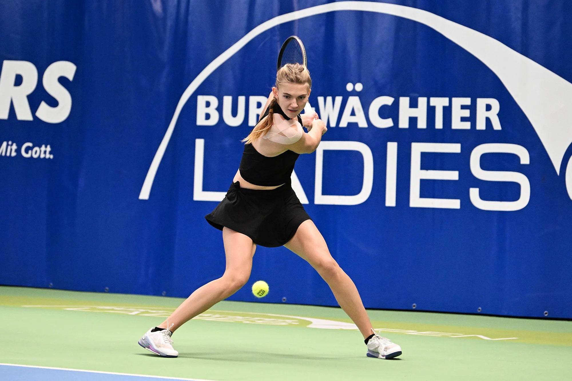 Julia Avdeeva gewinnt hochklassige „BURG-WÄCHTER Ladies Open“ - BURG-WÄCHTER | BURG-GUARD